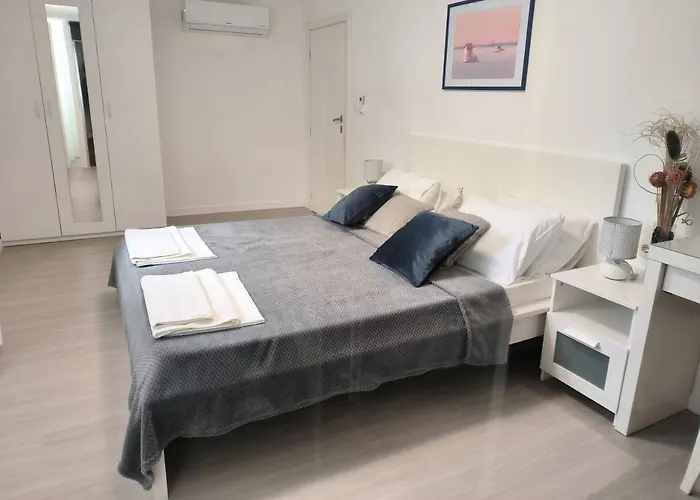 Villa Mihaela - Apartment Ana
