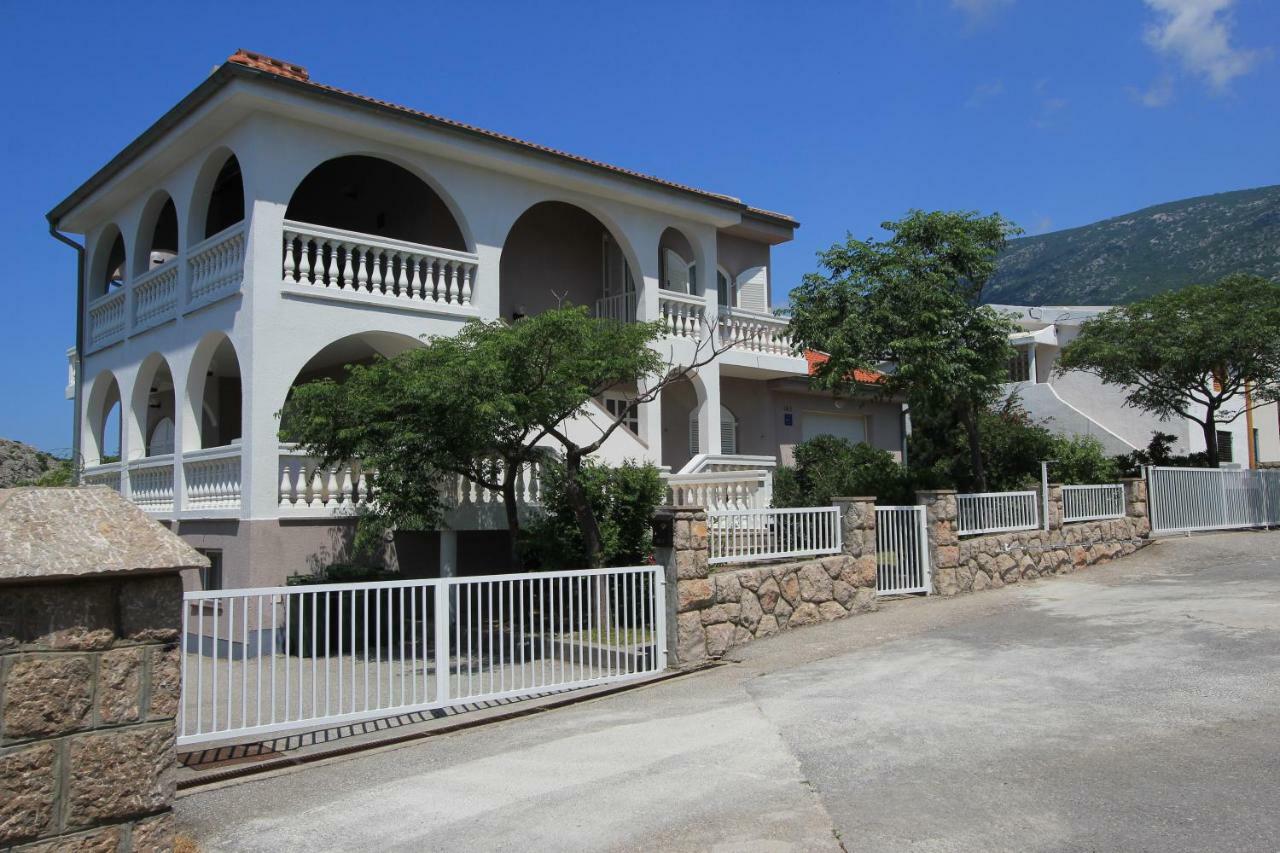 Mihaela - Ana Apartma *